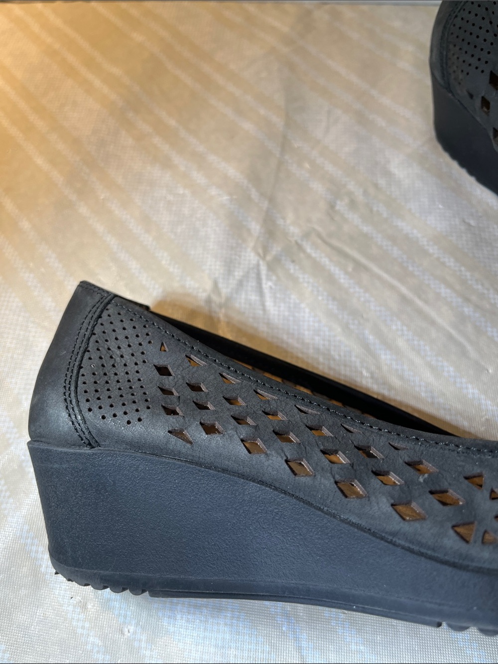 Naturalizer Black Laser-Cut Ballet Flats - Picture 5 of 6